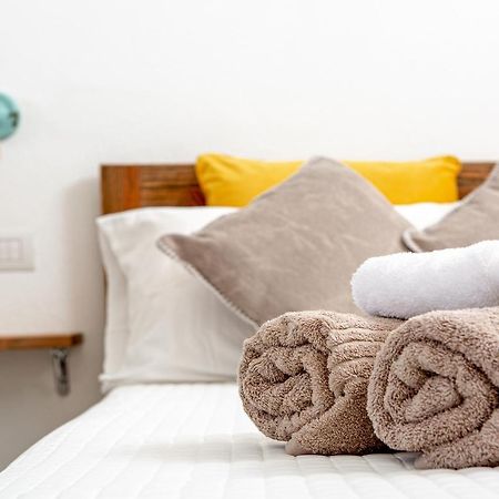 La Casa Di Memmi Suites & Rooms ซานตา เตเรซา กัลลูรา ภายนอก รูปภาพ