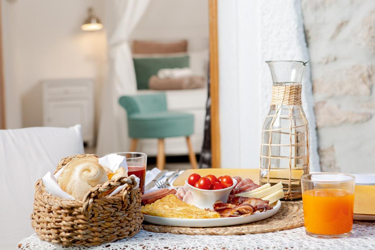 La Casa Di Memmi Suites & Rooms ซานตา เตเรซา กัลลูรา ภายนอก รูปภาพ