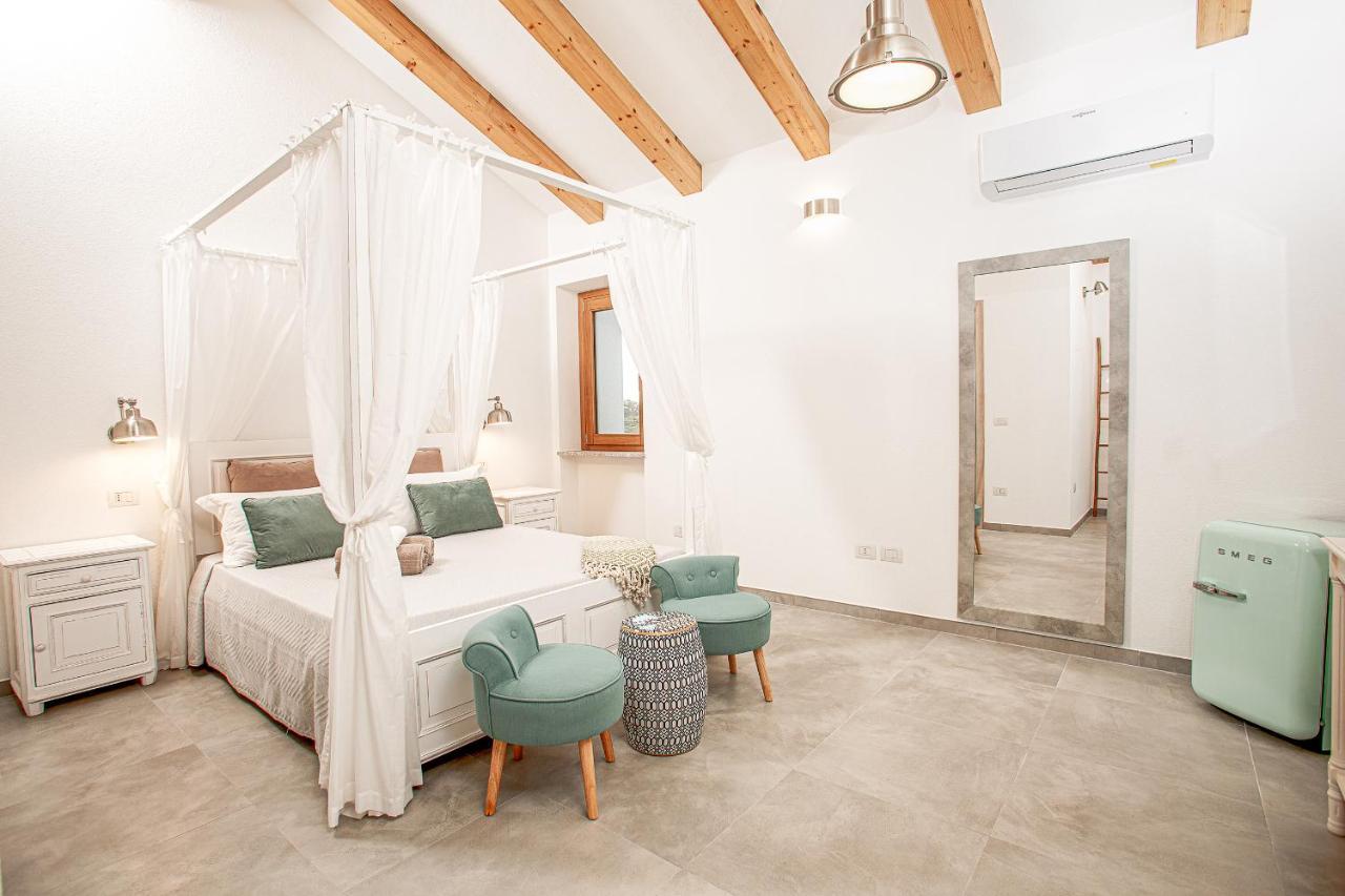 La Casa Di Memmi Suites & Rooms ซานตา เตเรซา กัลลูรา ภายนอก รูปภาพ