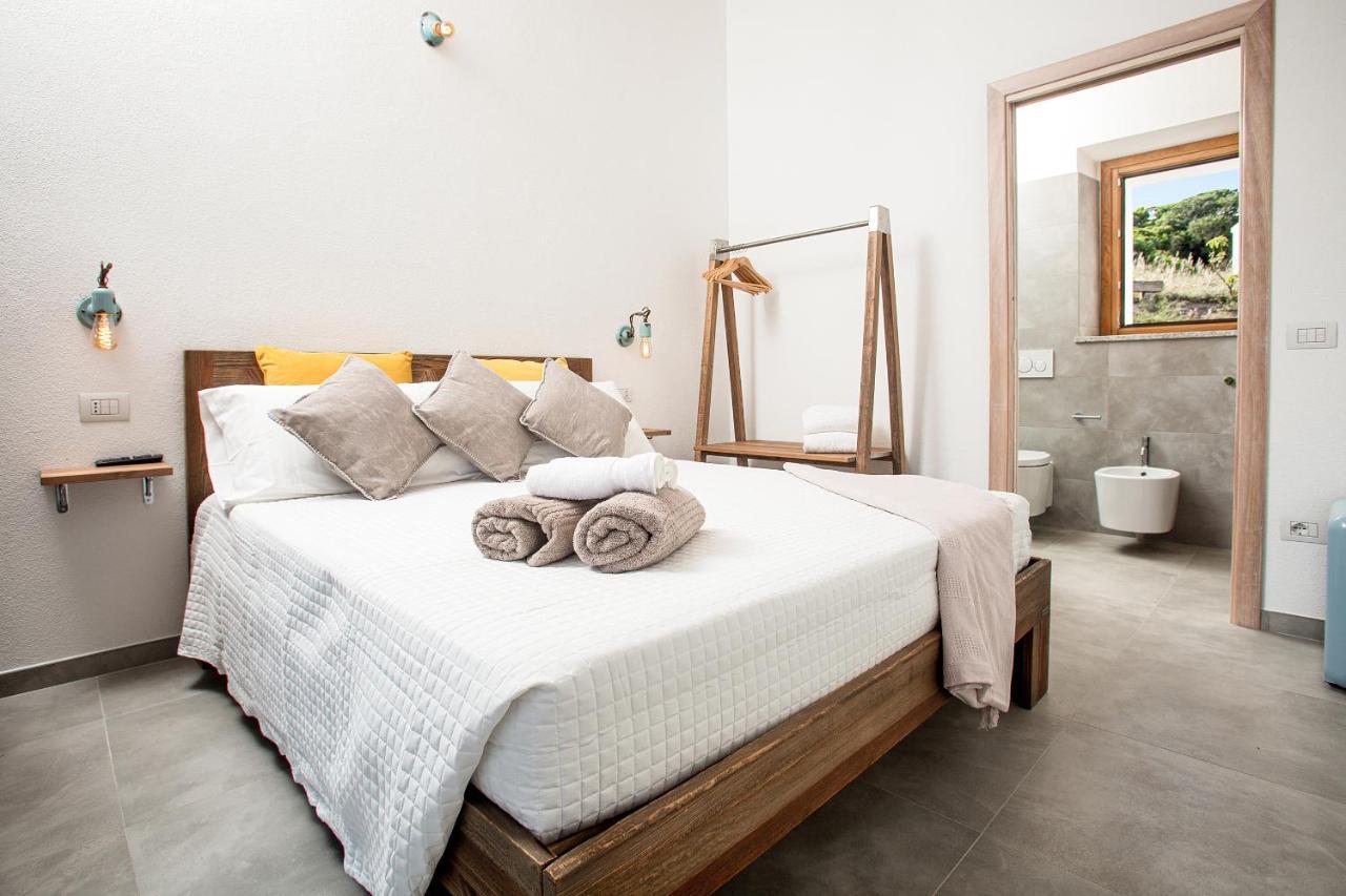 La Casa Di Memmi Suites & Rooms ซานตา เตเรซา กัลลูรา ภายนอก รูปภาพ
