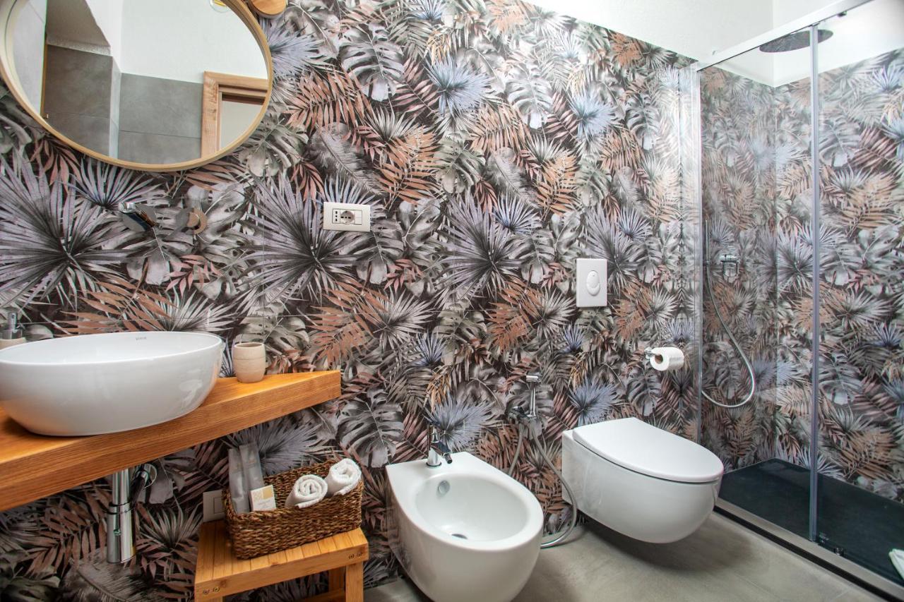 La Casa Di Memmi Suites & Rooms ซานตา เตเรซา กัลลูรา ภายนอก รูปภาพ